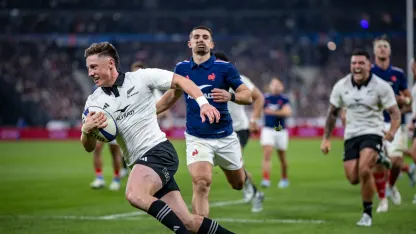 image: Agonising Defeat for All Blacks in Paris Thriller
