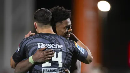 image: Hurricanes make it four in a row