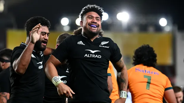 image: Ardie Savea announces offshore playing break in 2024