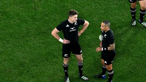 Aaron Smith and Beauden Barrett announce overseas playing contracts