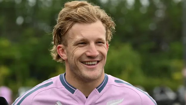 image: Damian McKenzie inks 2025 contract extension with NZR