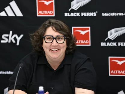 ‘Great teams are clinical’: Hansen lays down Black Ferns challenge